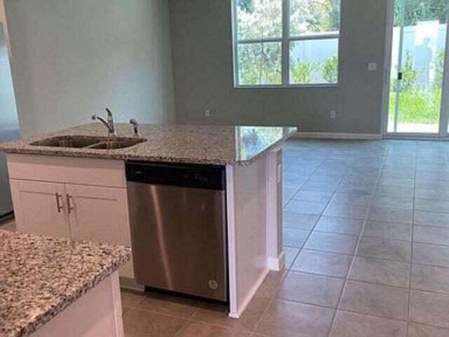 1764 Lindley