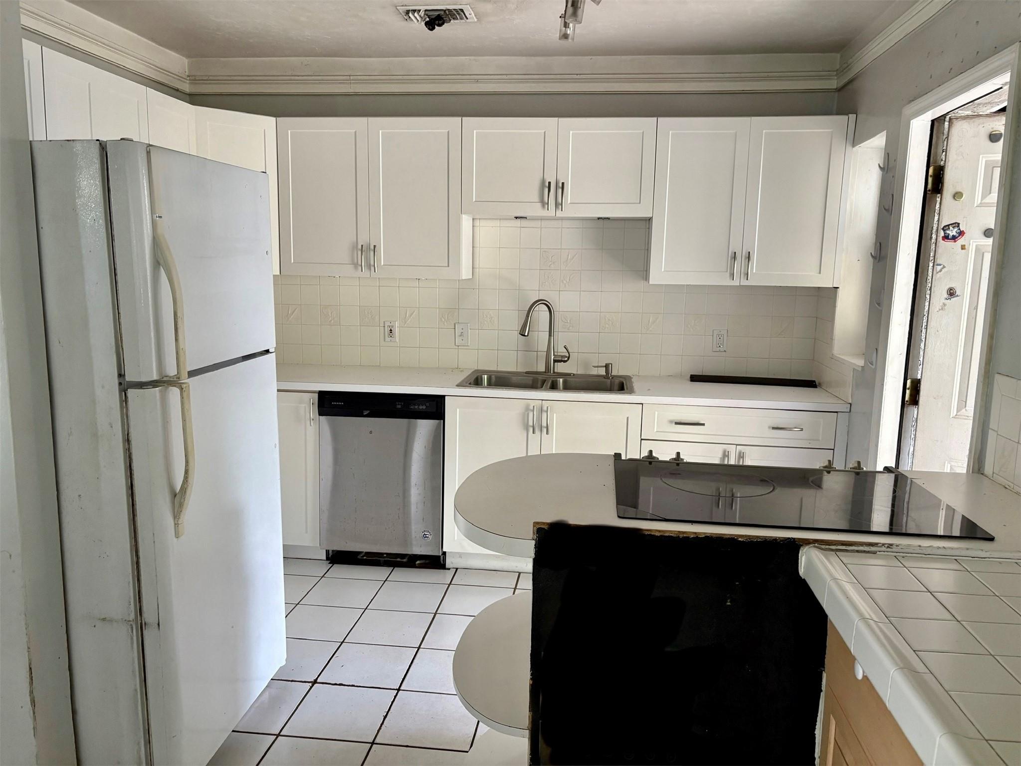 Banyan Grove 25-23 B - Residential