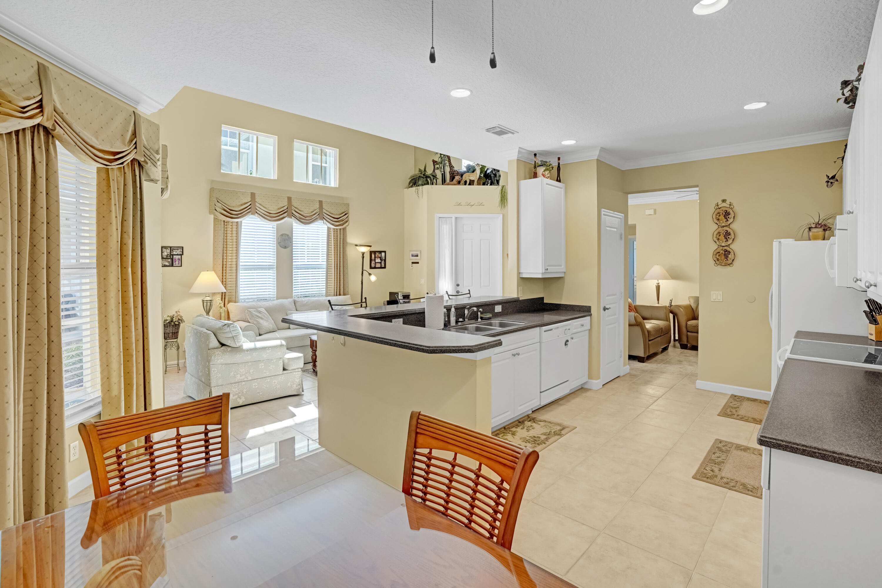 TRADITION PLAT NO 8 - Residential