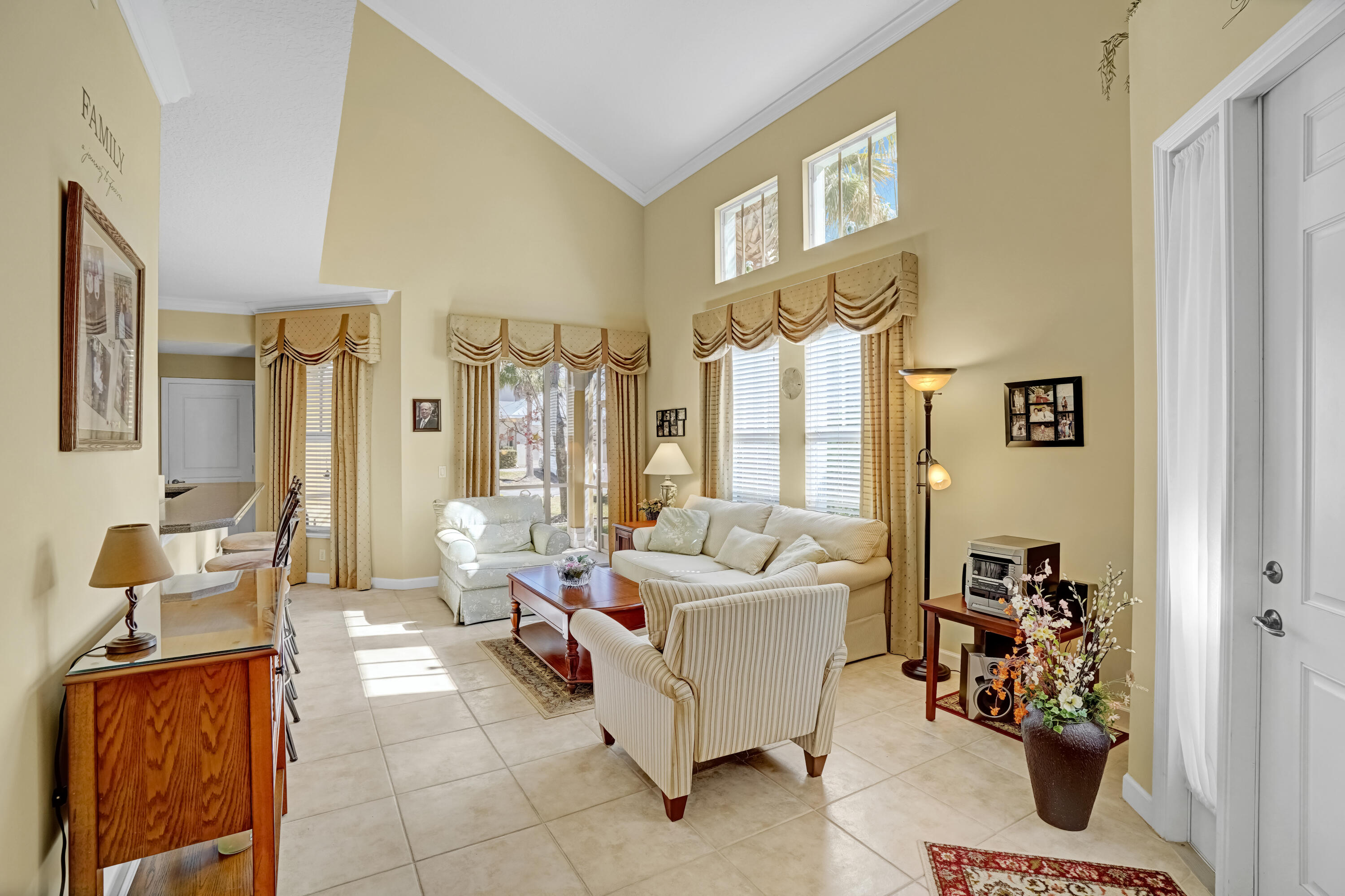 TRADITION PLAT NO 8 - Residential