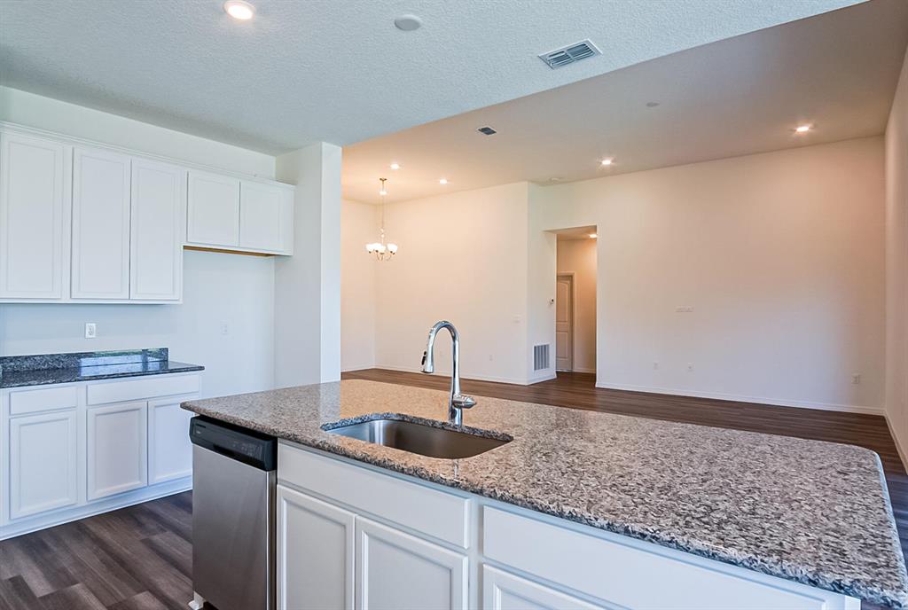 SAWGRASS LAKES PHASE 3B - Residential