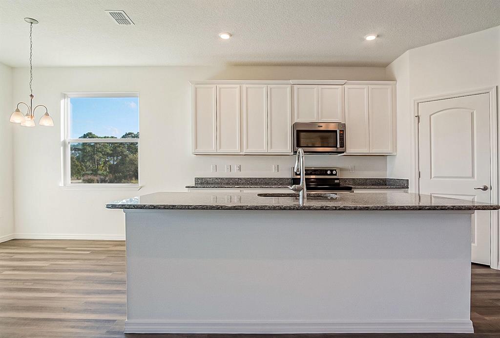 SAWGRASS LAKES PHASE 3B - Residential