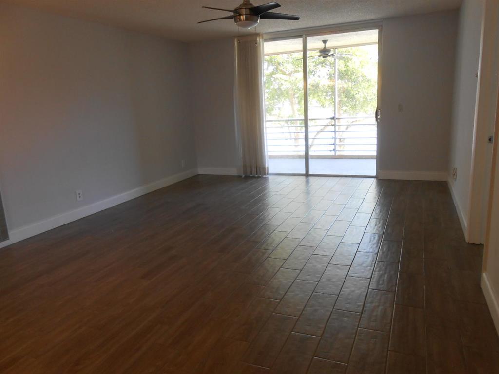 VILLAGES OF ORIOLE ABBEY CONDO - Residential Lease