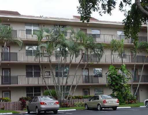 VILLAGES OF ORIOLE ABBEY CONDO - Residential Lease