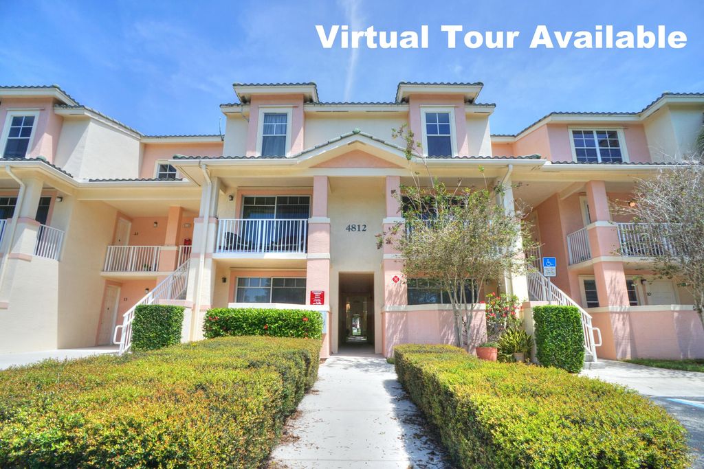 Photo of 4812 S Central Boulevard #12, Jupiter, FL 33458 (MLS # R10811503)