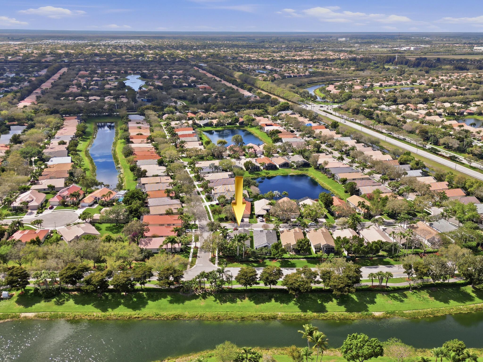 VALENCIA ISLES 3 - Residential