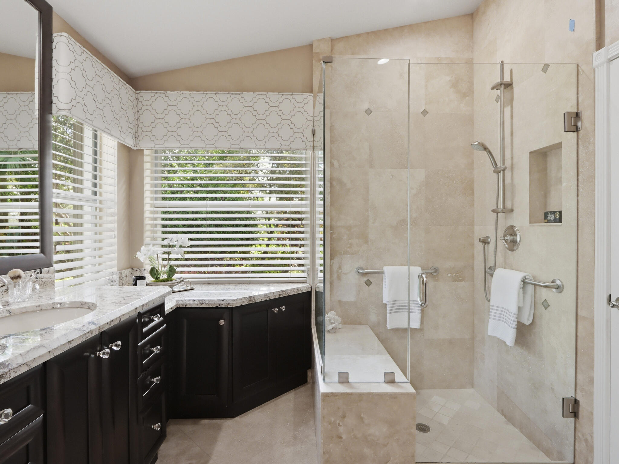 VALENCIA ISLES 3 - Residential