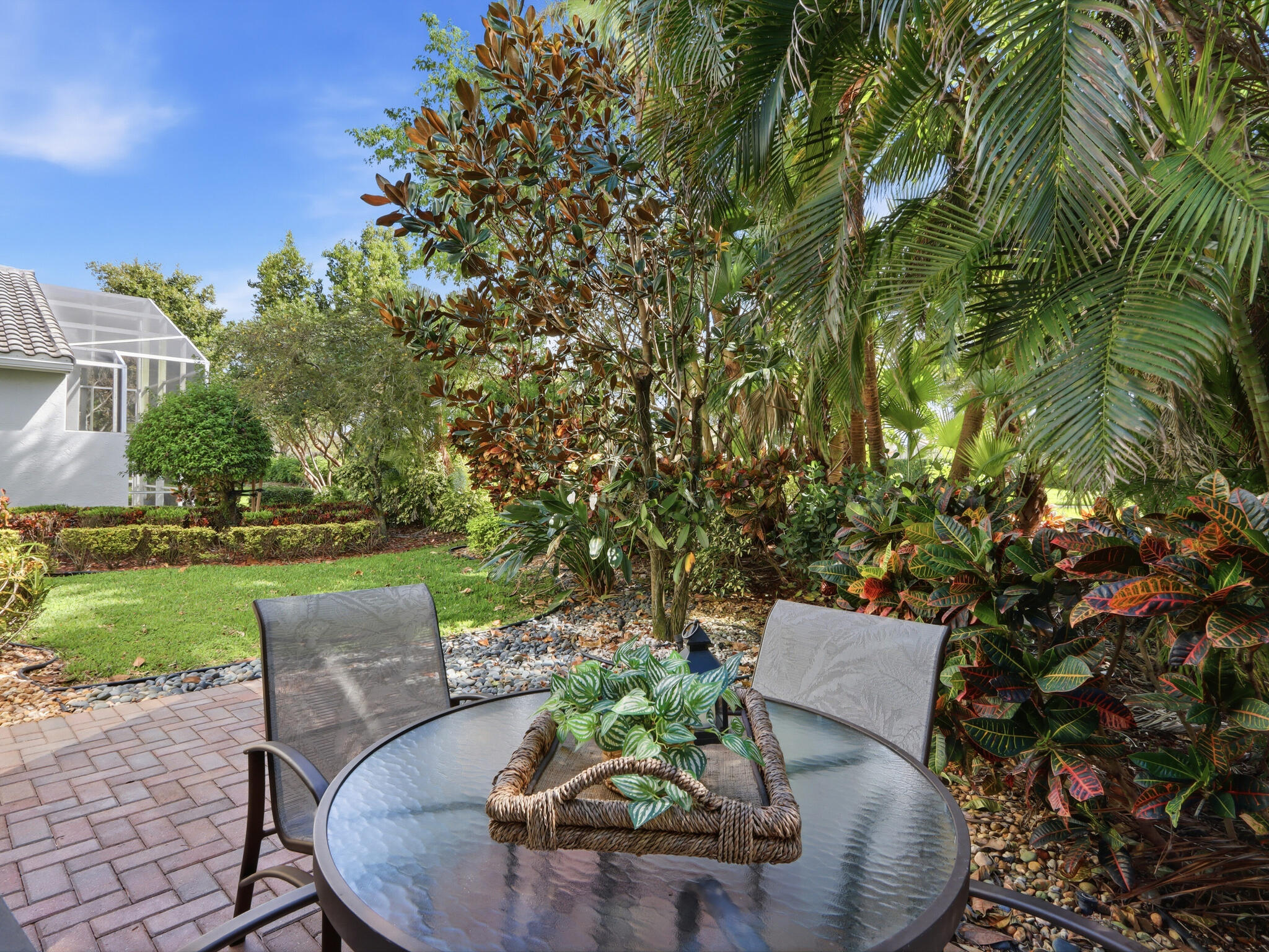 VALENCIA ISLES 3 - Residential