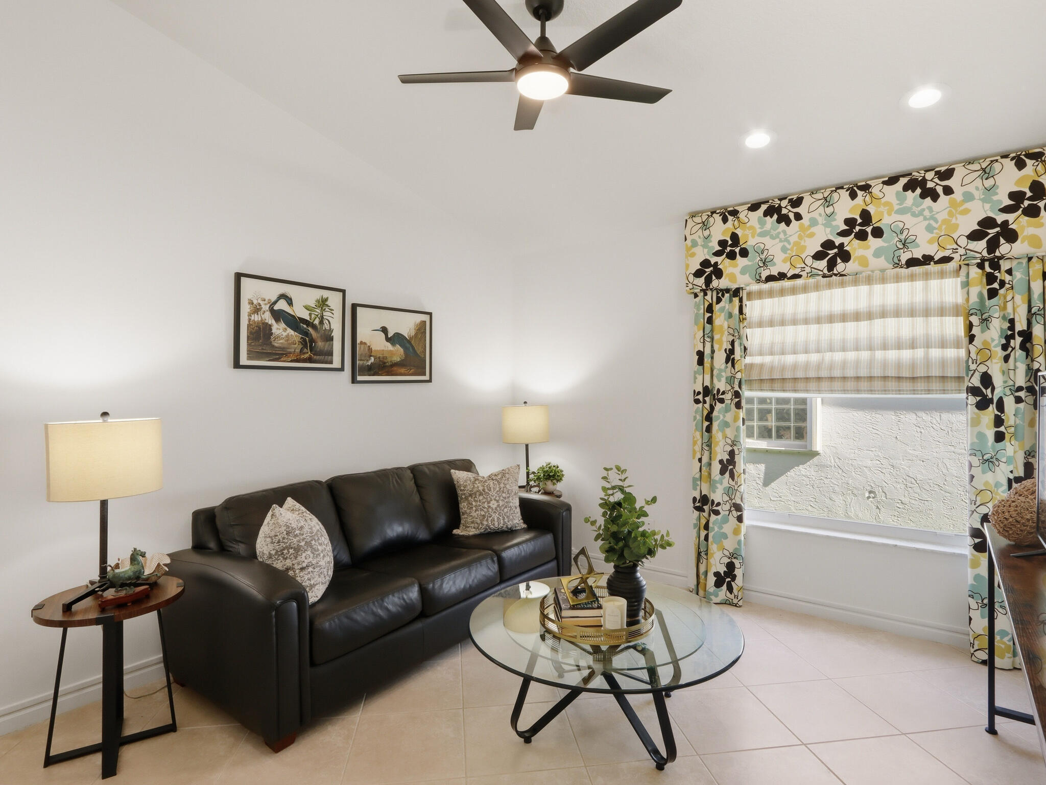 VALENCIA ISLES 3 - Residential