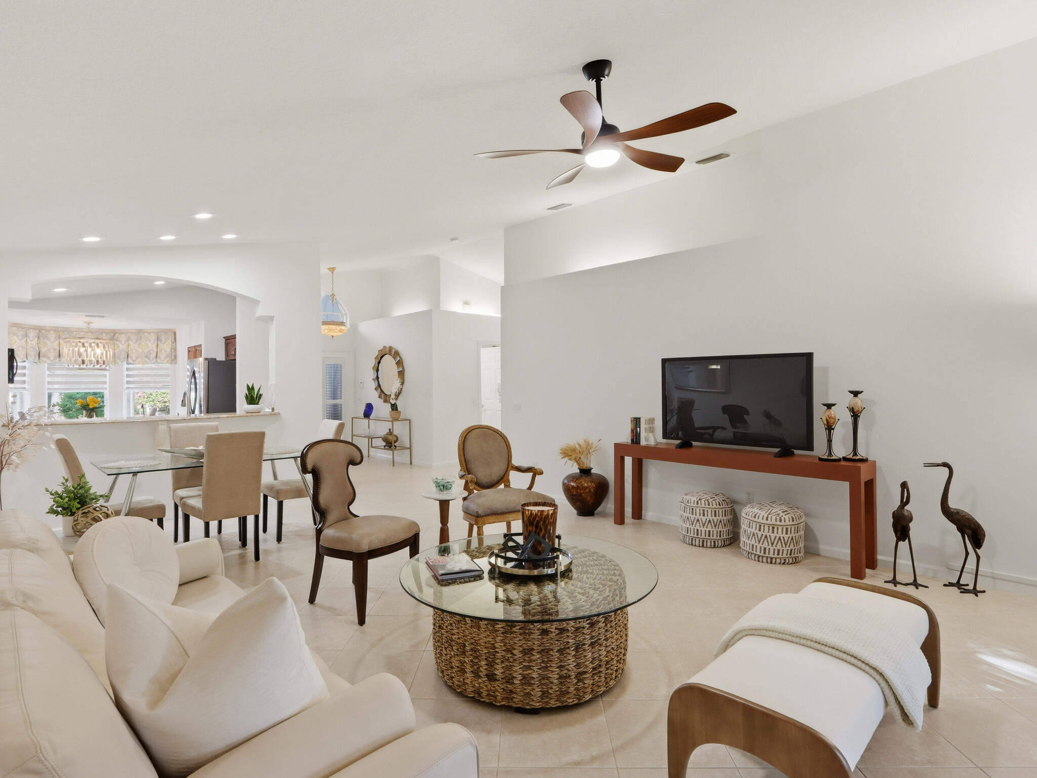 VALENCIA ISLES 3 - Residential