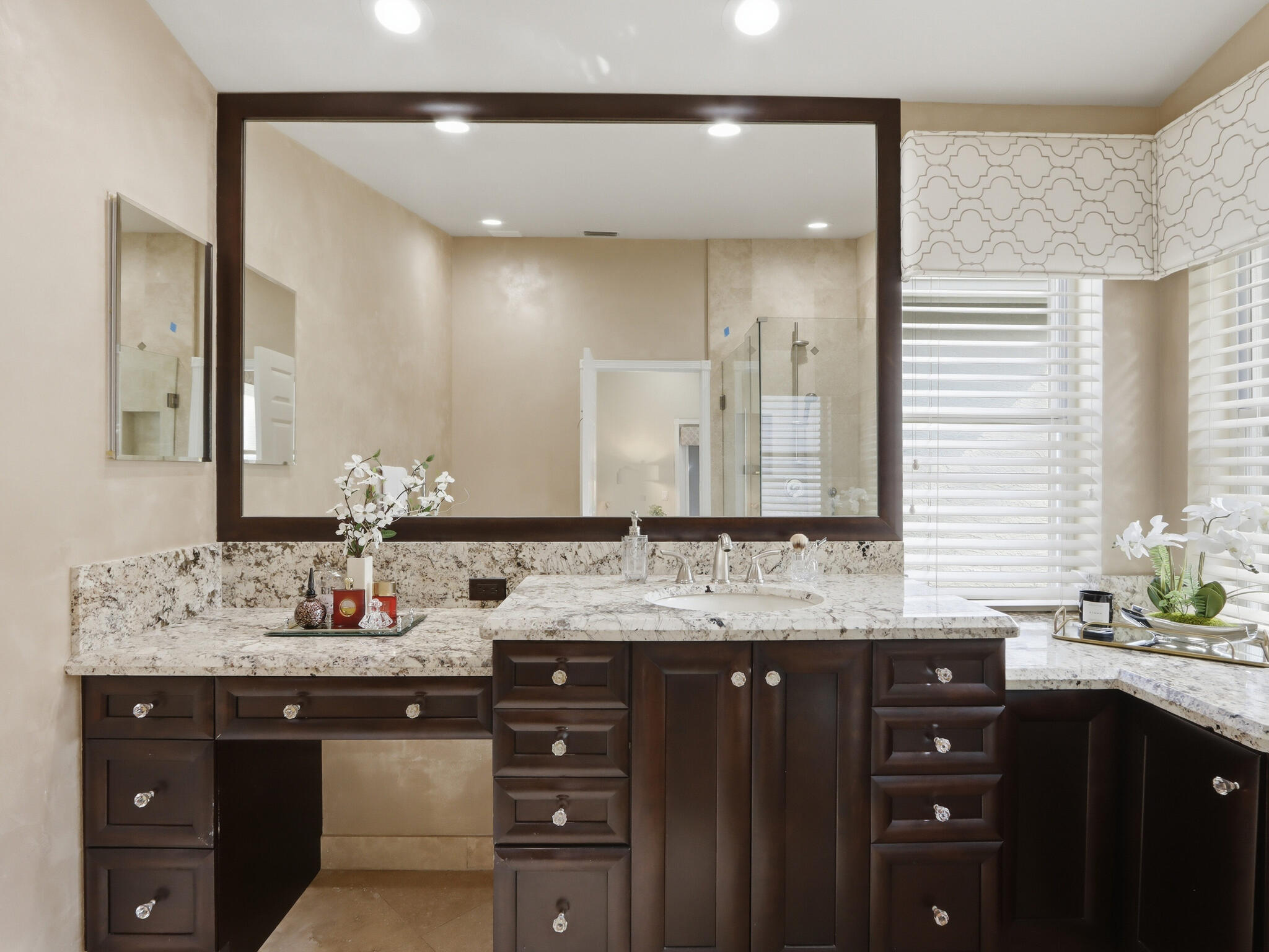 VALENCIA ISLES 3 - Residential