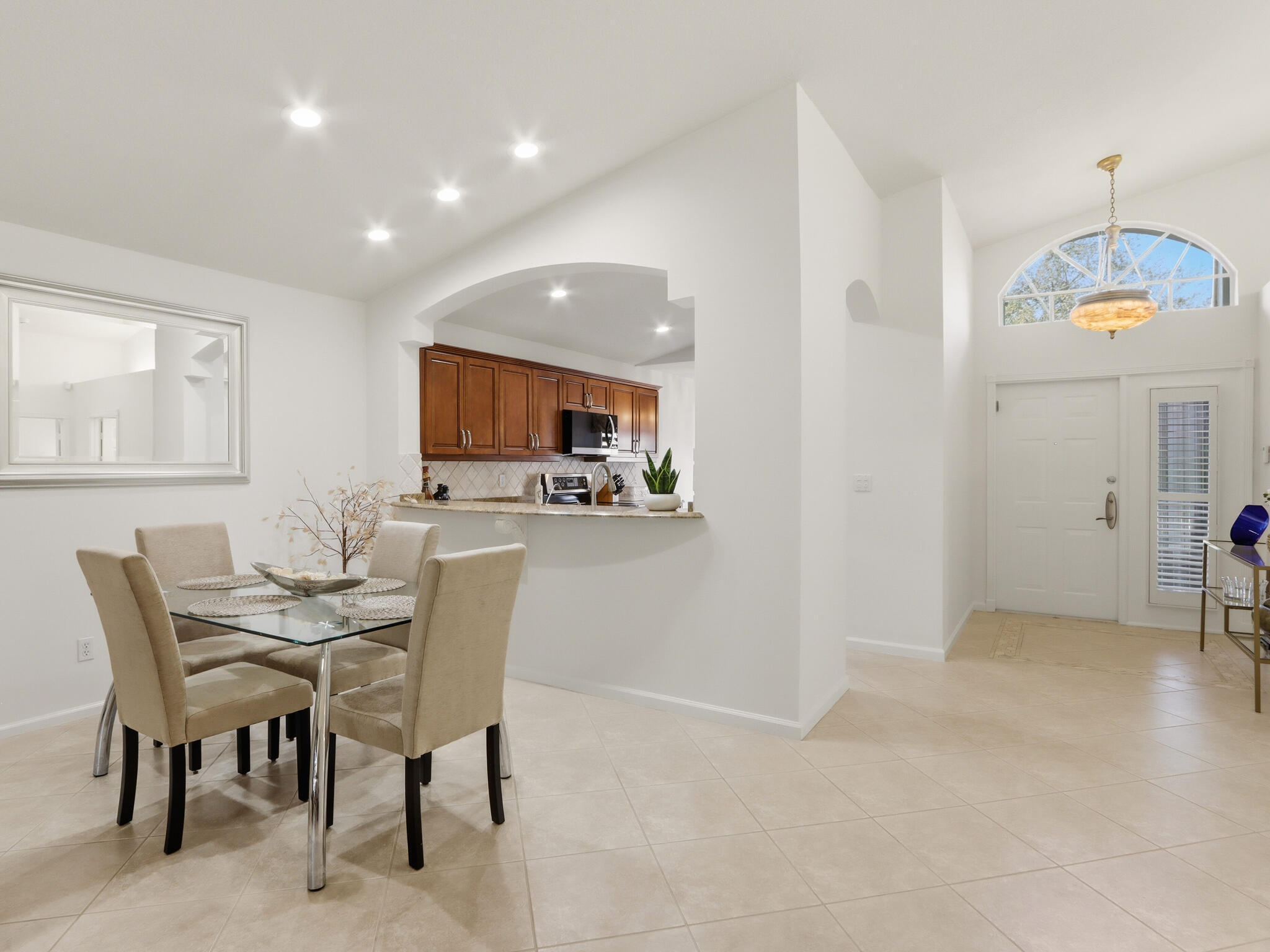 VALENCIA ISLES 3 - Residential