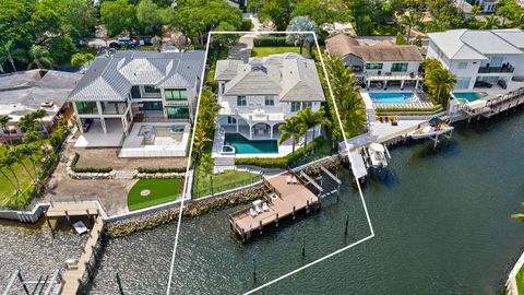 Photo of 12864 S Shore Drive, Palm Beach Gardens, FL 33410 (MLS # B26010532)
