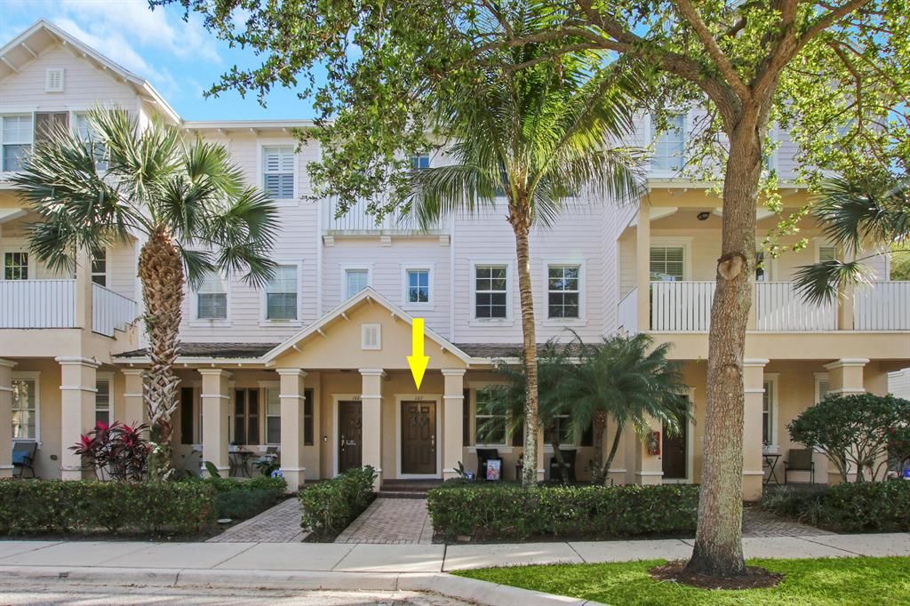 Photo of 140 Seagrape Drive #107, Jupiter, FL 33458 (MLS # R10716815)