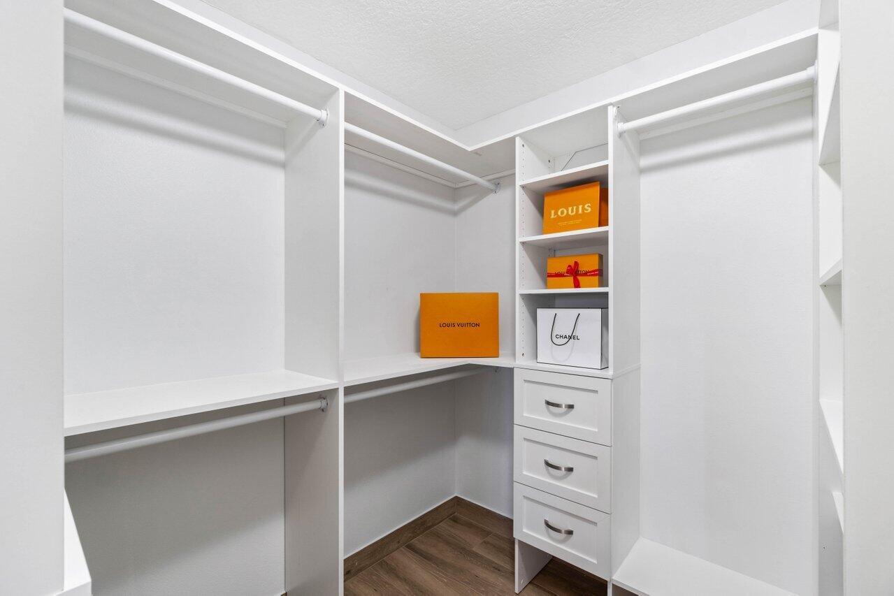 LA COSTA - MISSION BAY - Residential