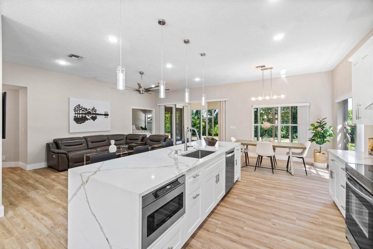 LA COSTA - MISSION BAY - Residential