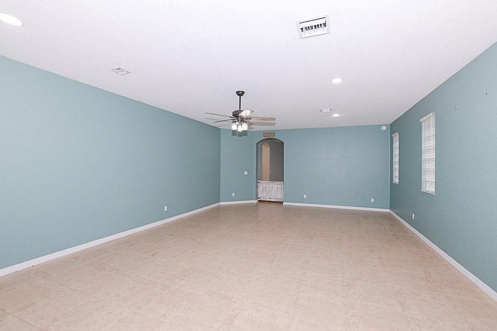 Photo of 773 Bent Creek Drive, Fort Pierce, FL 34947 (MLS # R11135943)