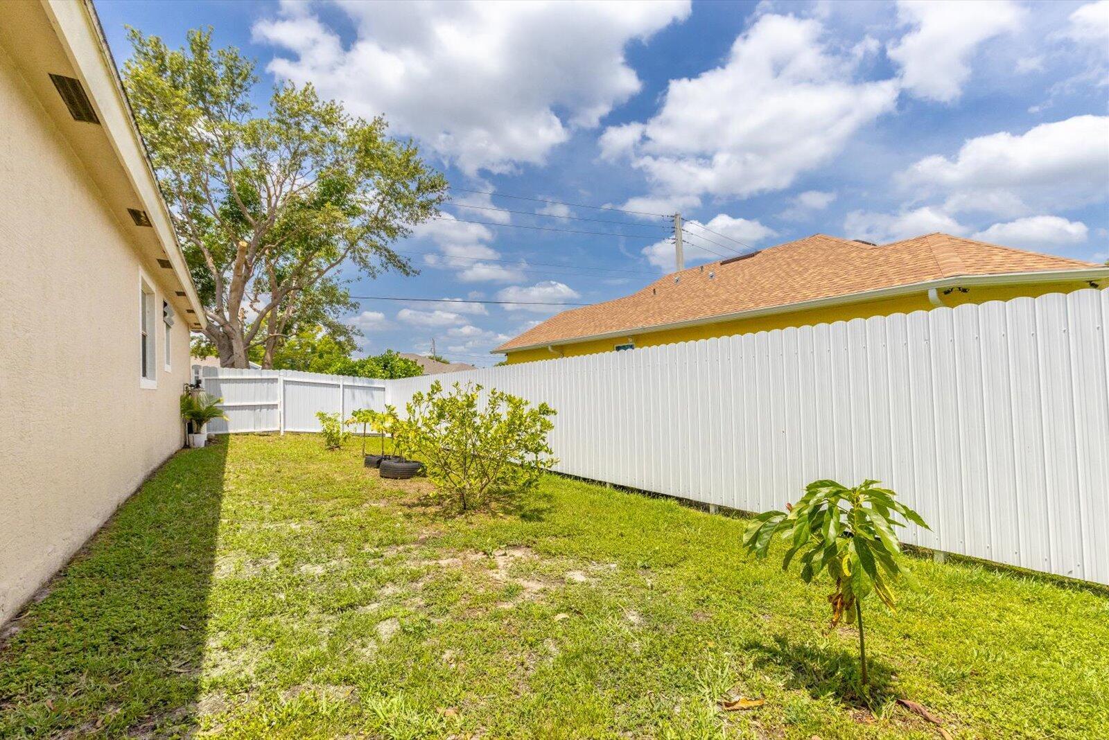 PORT ST LUCIE SECTION 40 - Residential