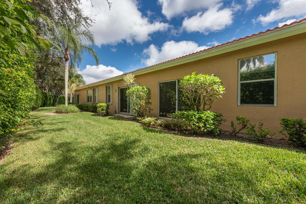 PALM ISLES I, II AND III CONDOS - Residential