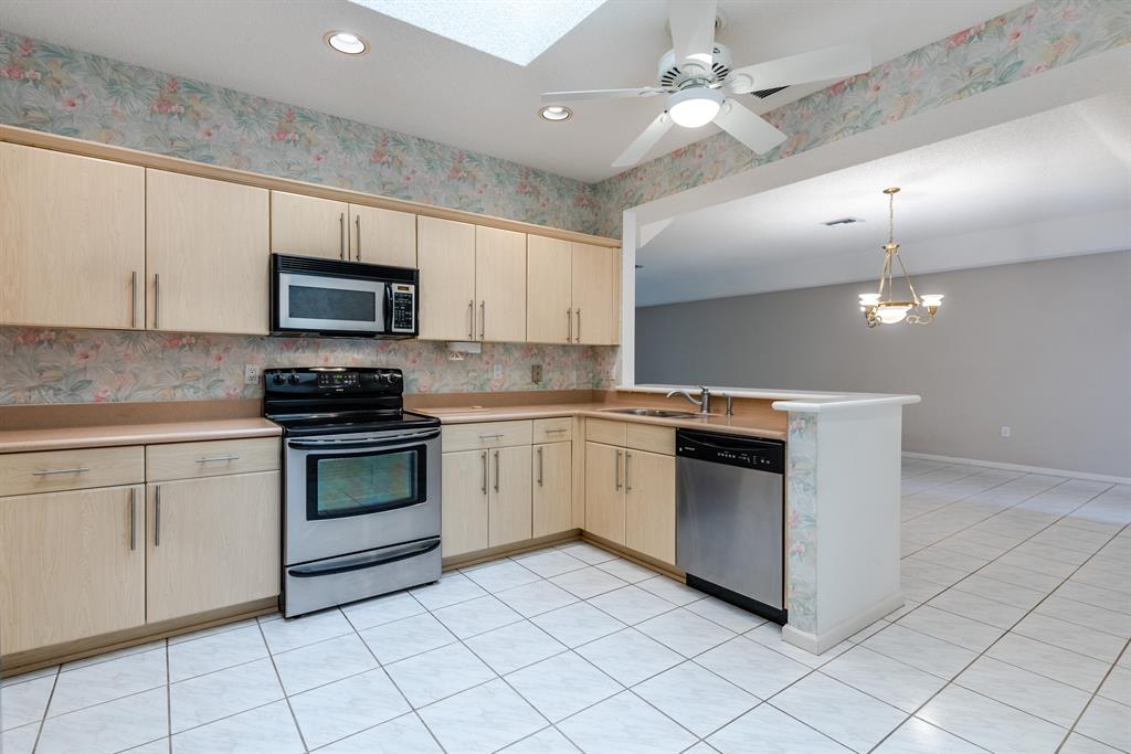 PALM ISLES I, II AND III CONDOS - Residential