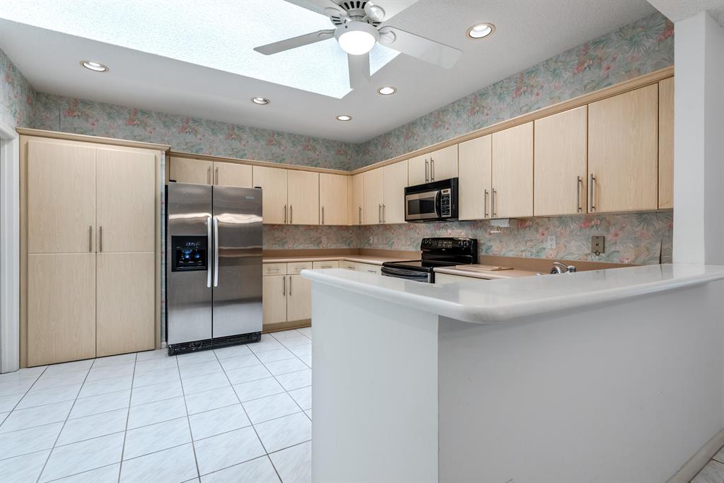 PALM ISLES I, II AND III CONDOS - Residential