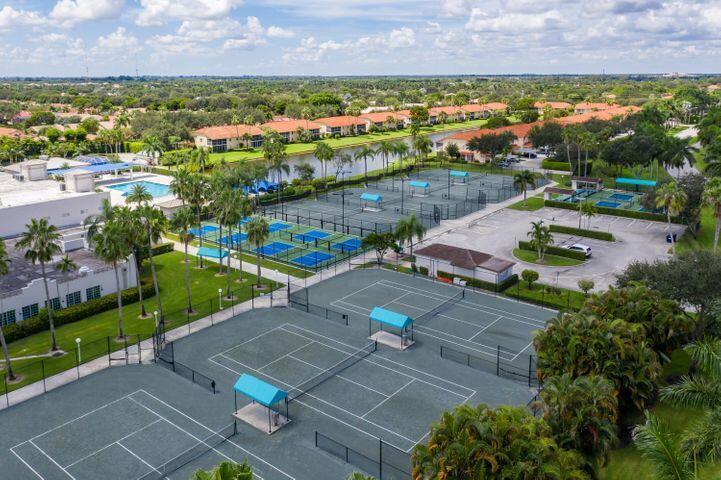 PALM ISLES I, II AND III CONDOS - Residential