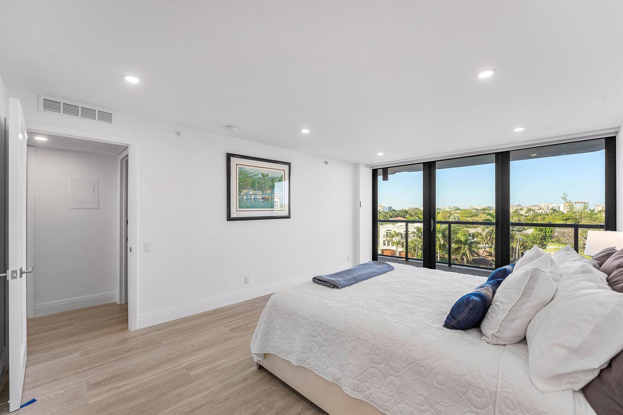 MARBELLA CONDO - Residential