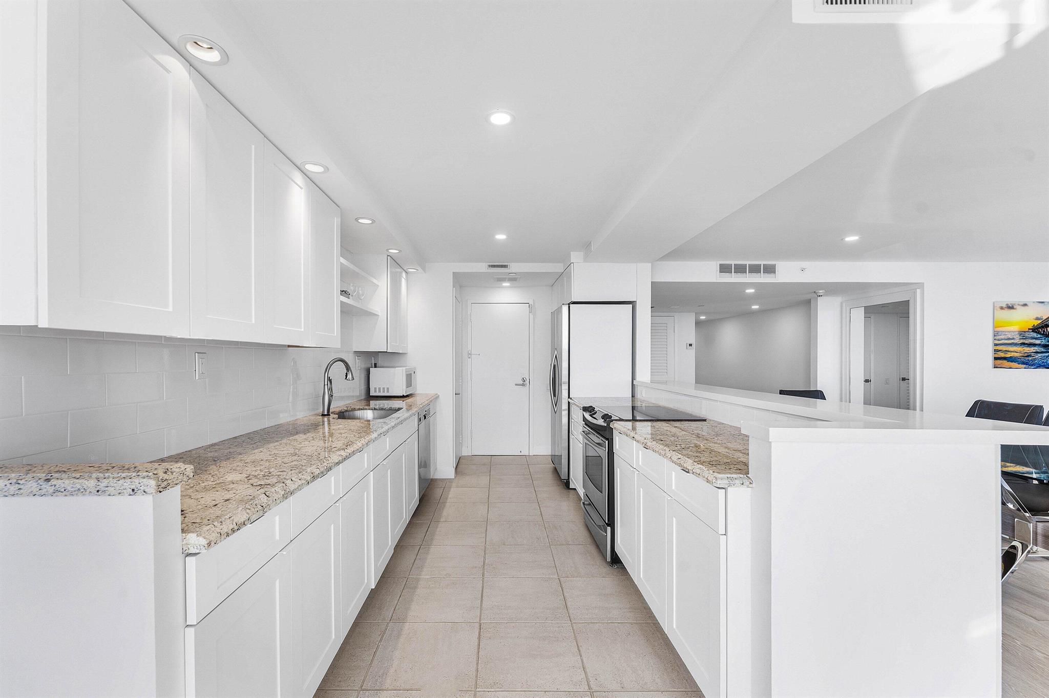 MARBELLA CONDO - Residential