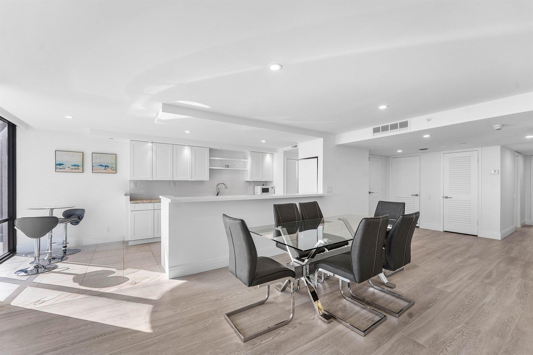 MARBELLA CONDO - Residential