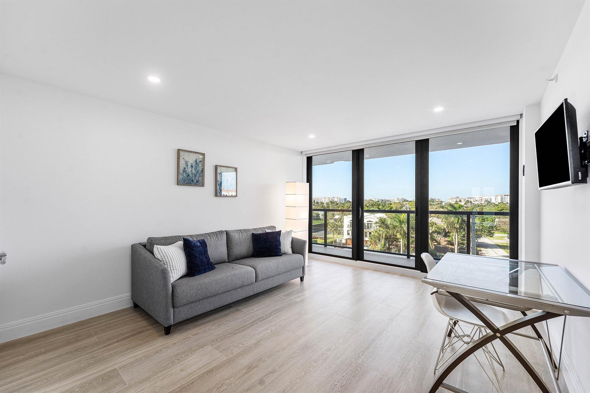 MARBELLA CONDO - Residential