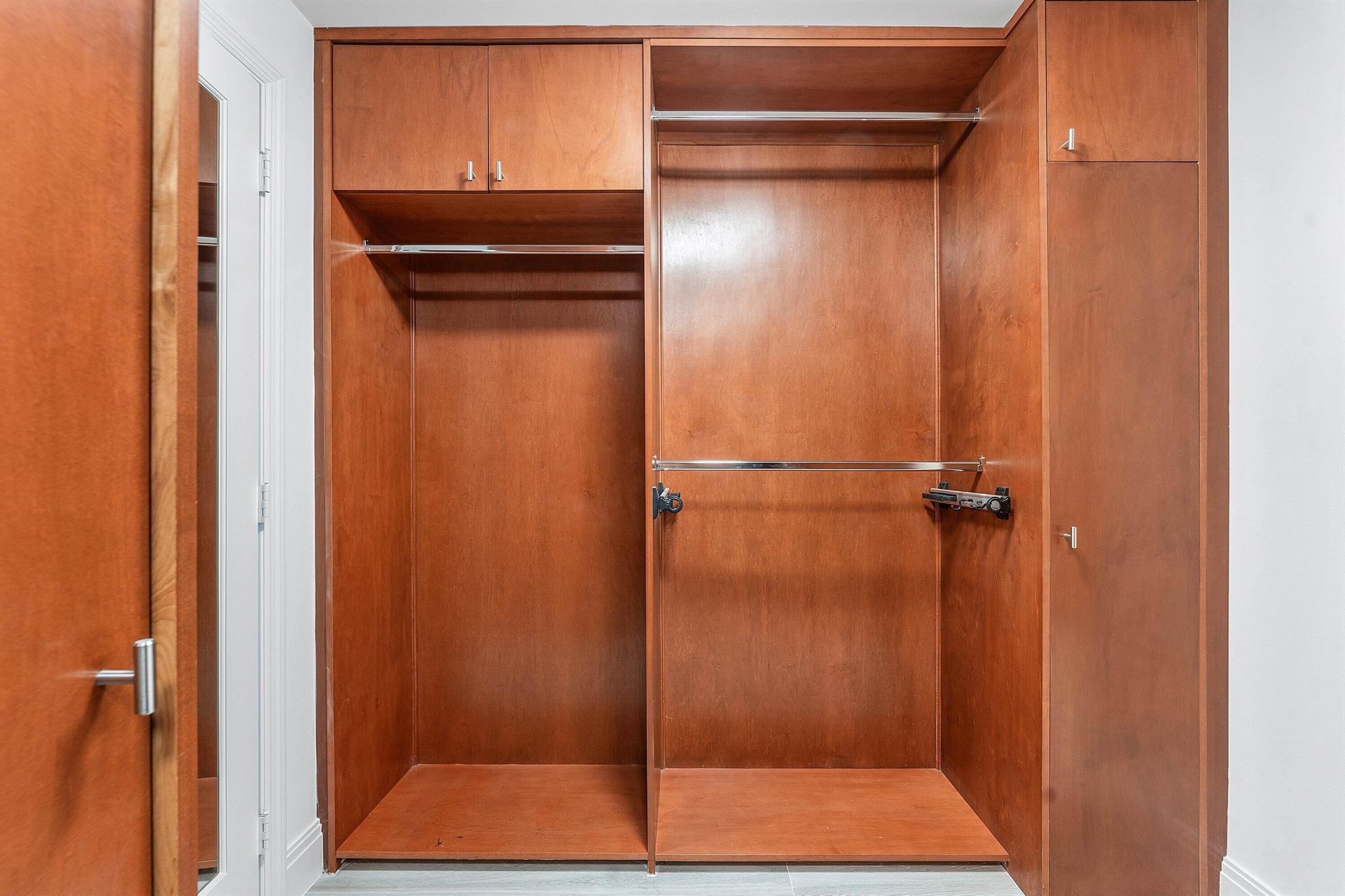 MARBELLA CONDO - Residential