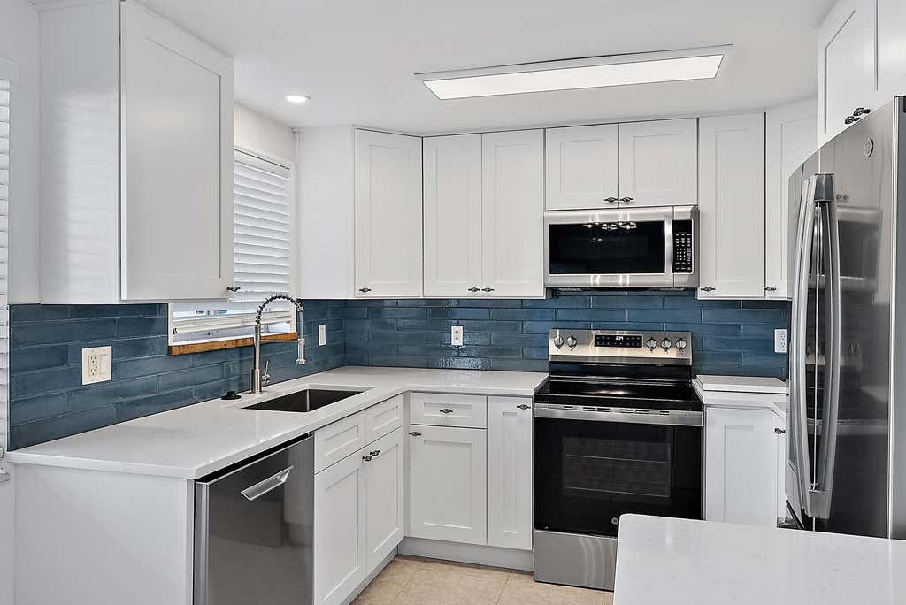 Photo of 316 Southwind Court #Apt 107, North Palm Beach, FL 33408 (MLS # B26062166)