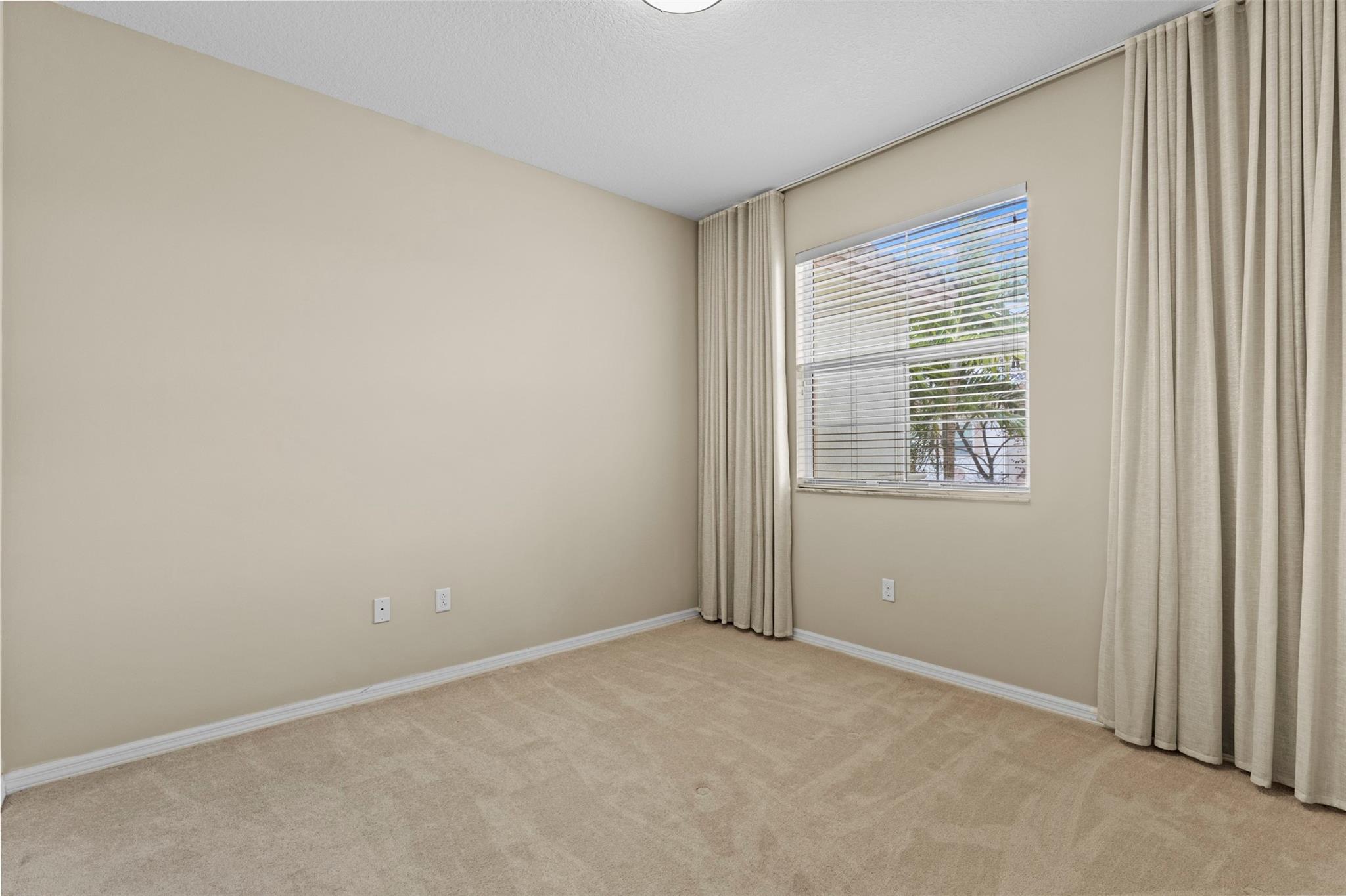 Rodeo Village 176-182 B - Residential Lease