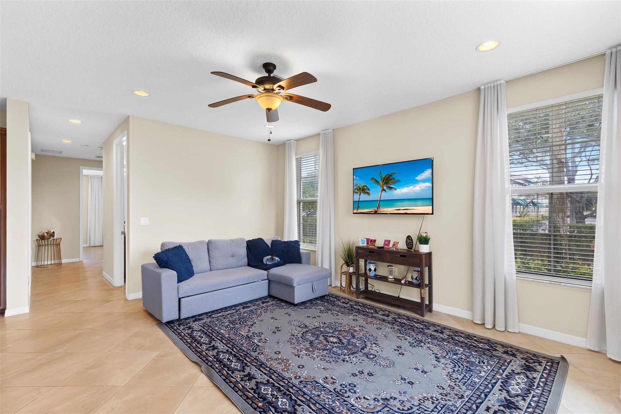 Rodeo Village 176-182 B - Residential Lease