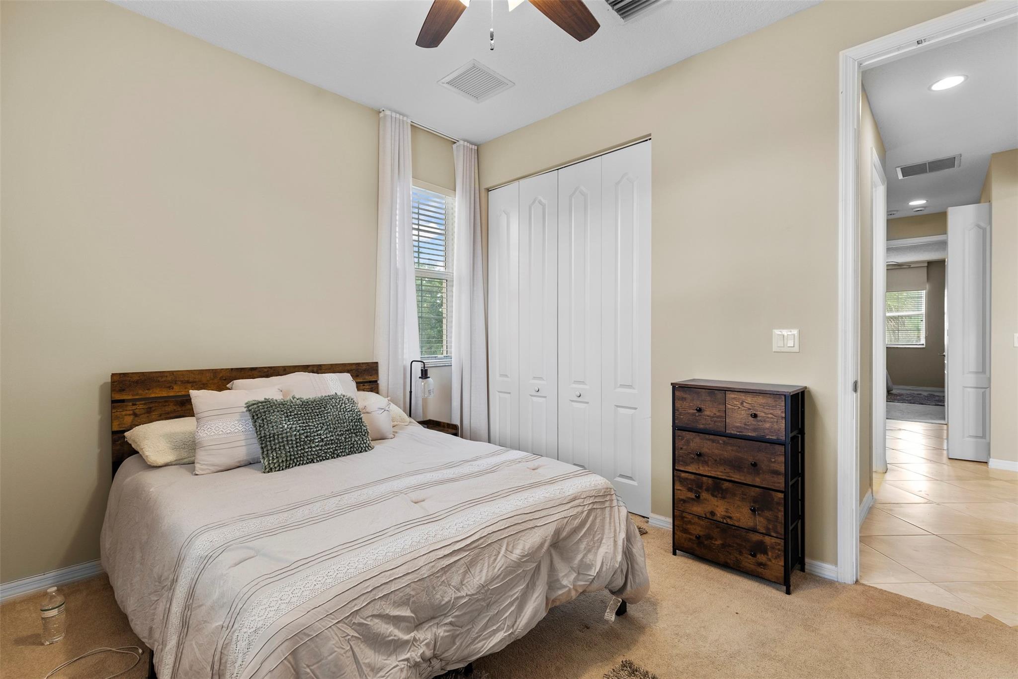 Rodeo Village 176-182 B - Residential Lease