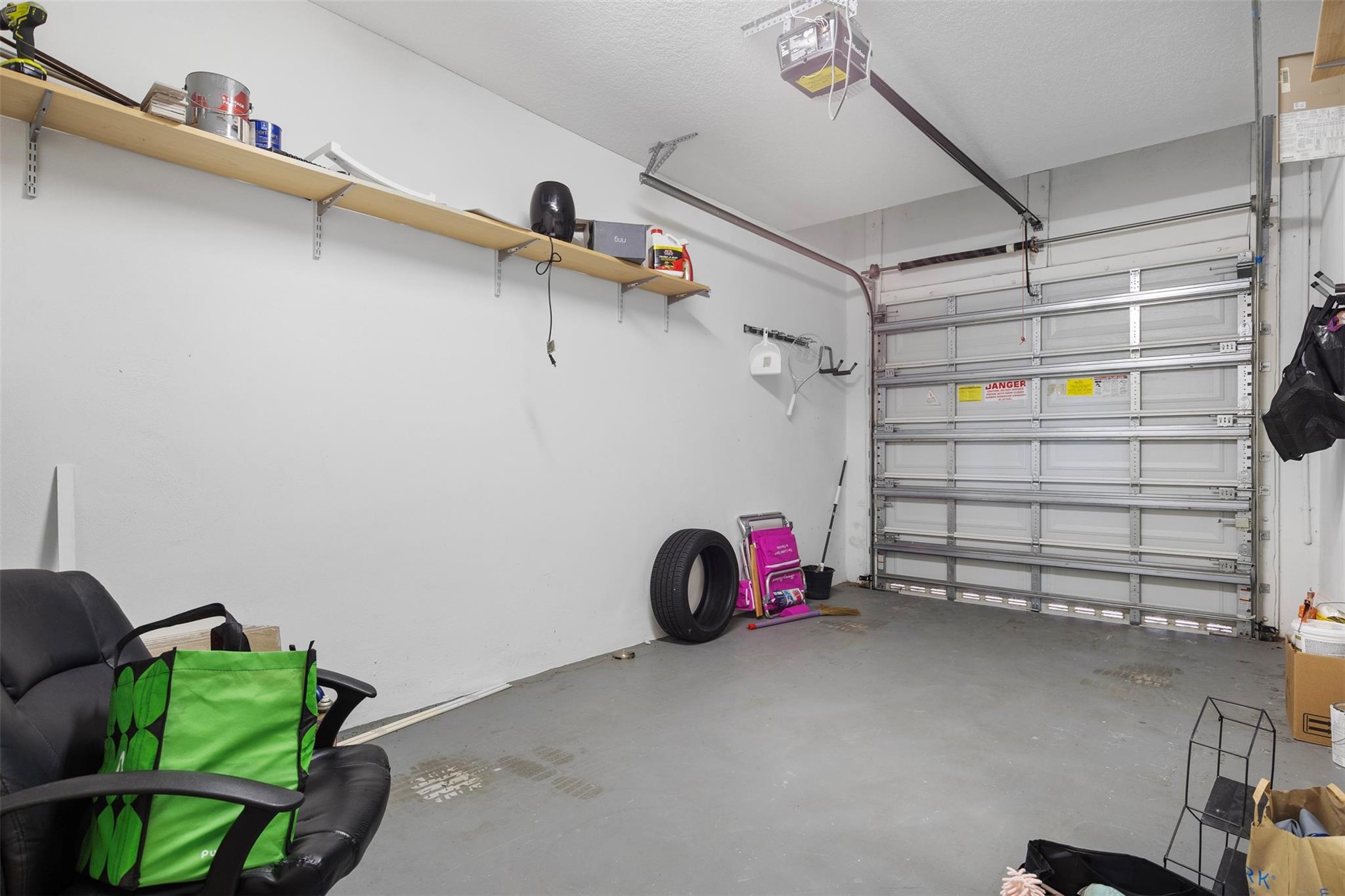 Rodeo Village 176-182 B - Residential Lease