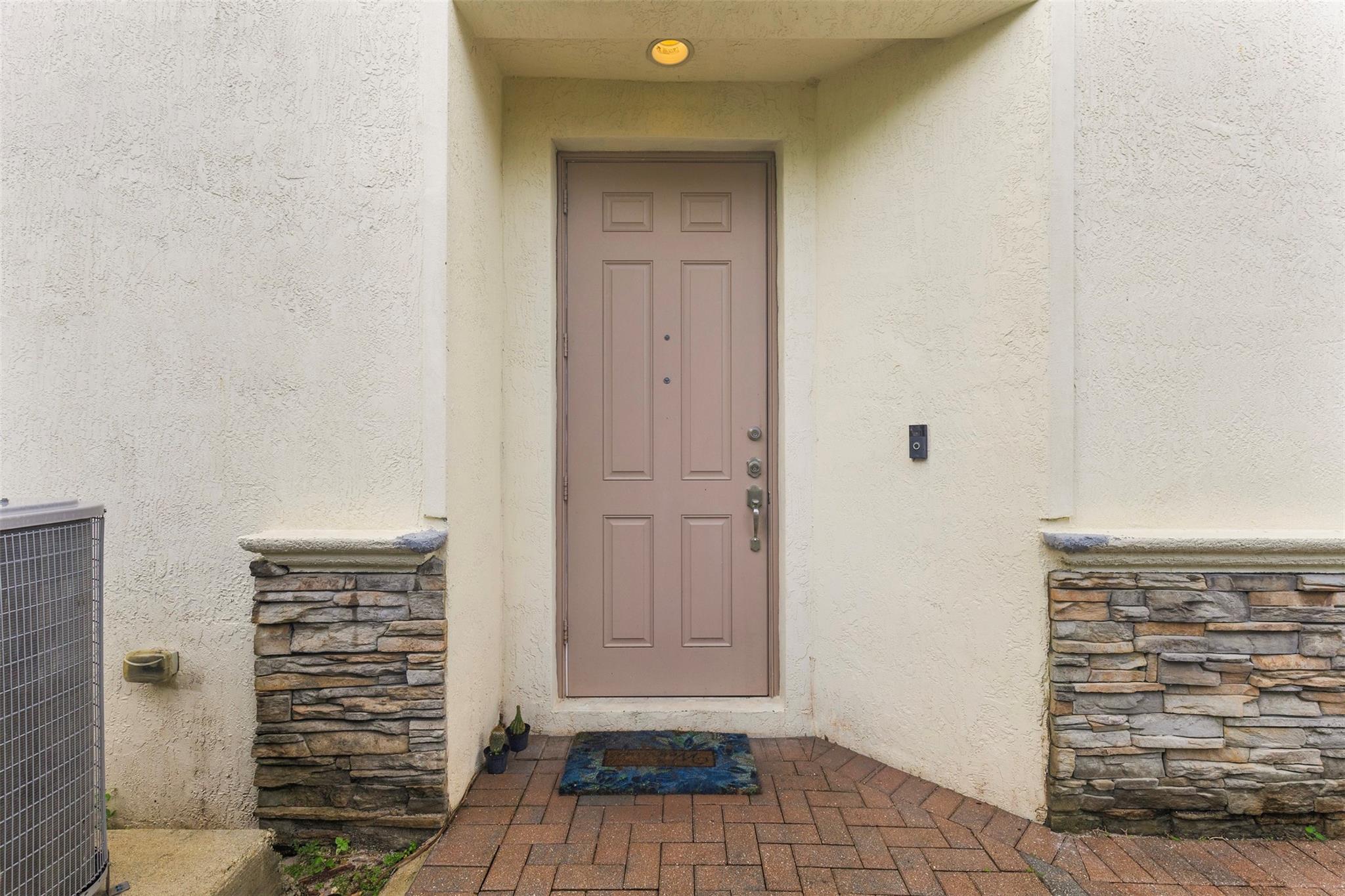 Rodeo Village 176-182 B - Residential Lease