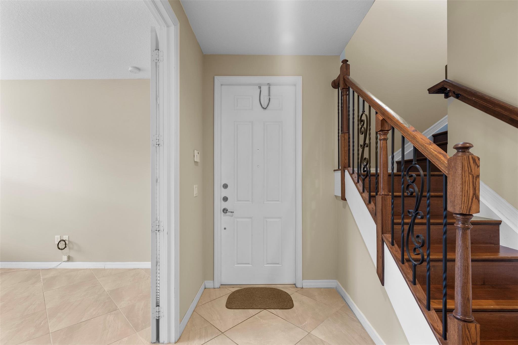Rodeo Village 176-182 B - Residential Lease