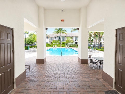 Tiny photo for 4720 Mimosa Place #909, Coconut Creek, FL 33073 (MLS # B26013303)