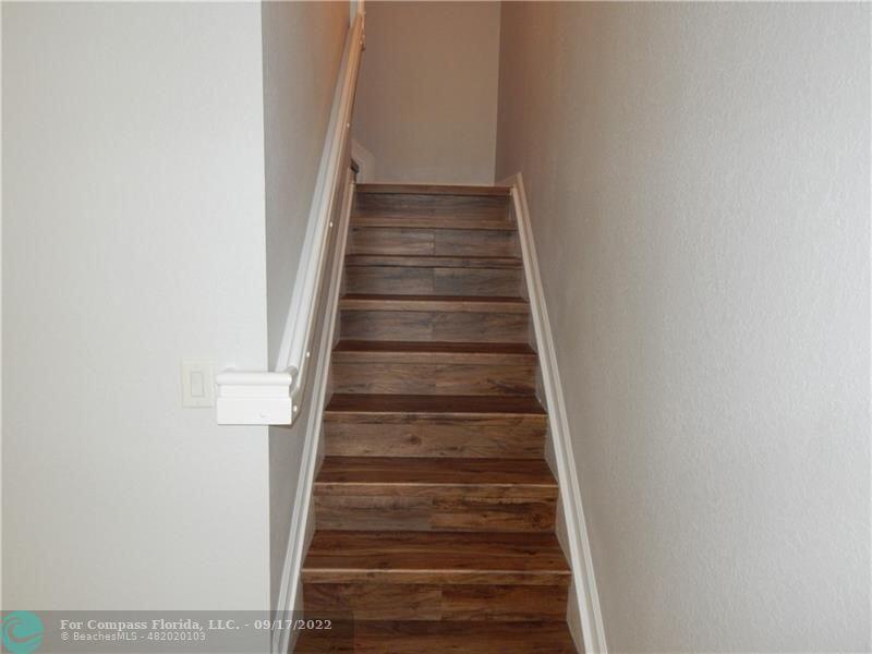 PALOMA LAKES CONDOMINIUM NO 1 - Residential