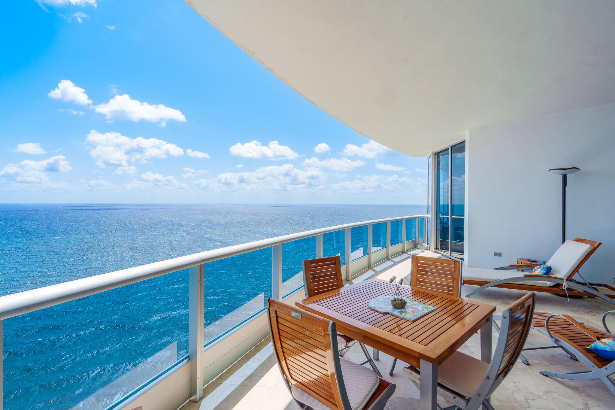 AQUAZUL CONDO - Residential Lease