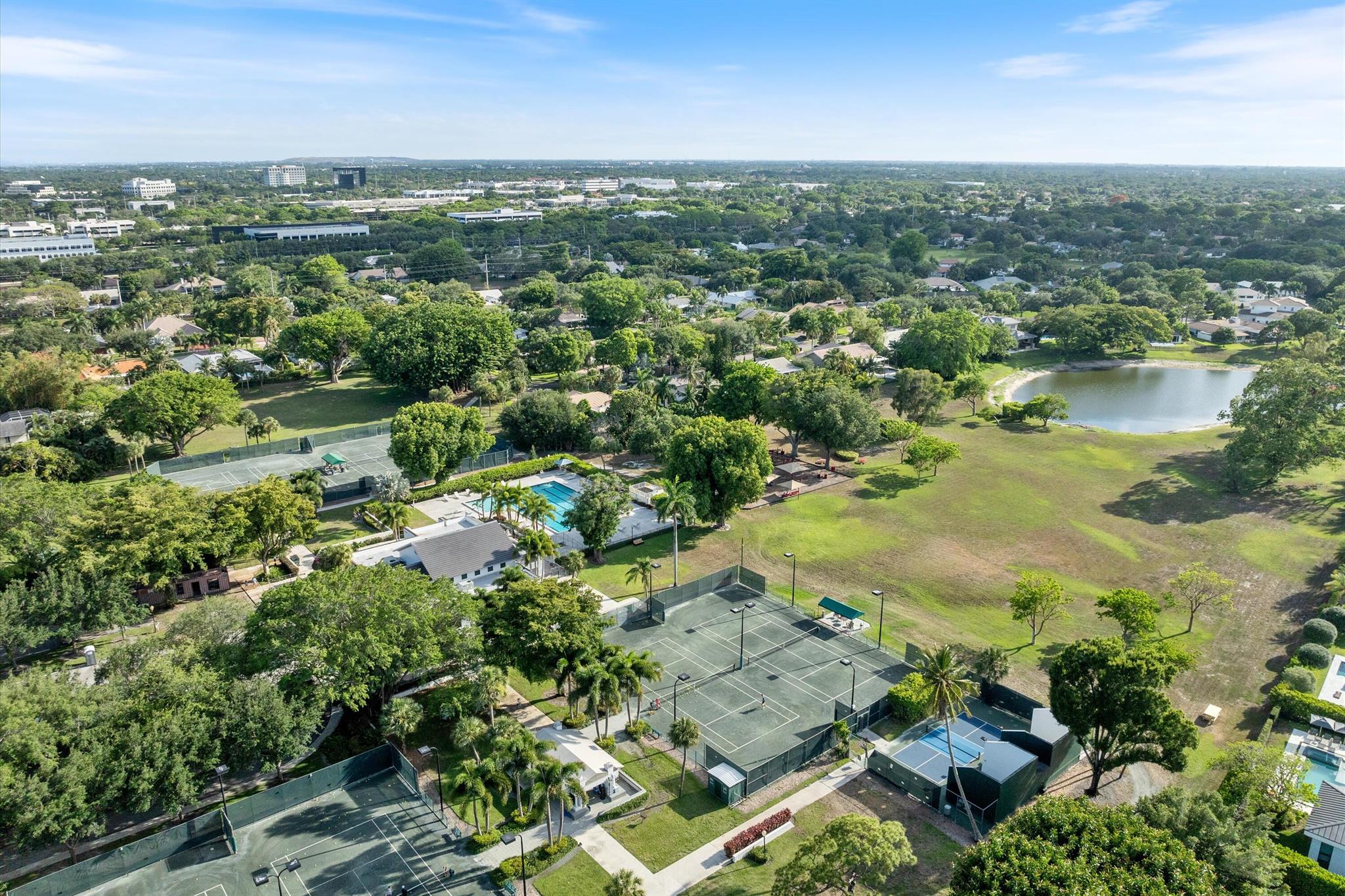BOCA RATON BATH & TENNIS - Residential