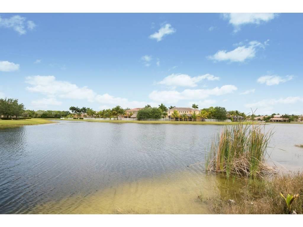 Isles At Weston 171-40 B - Residential Lease