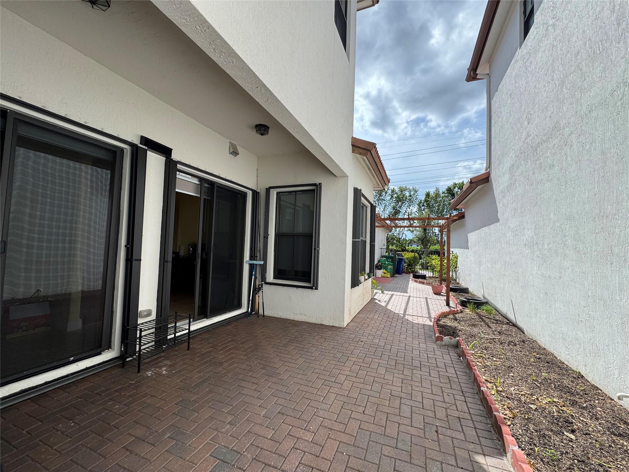 Monterra 175-155 B - Residential Lease
