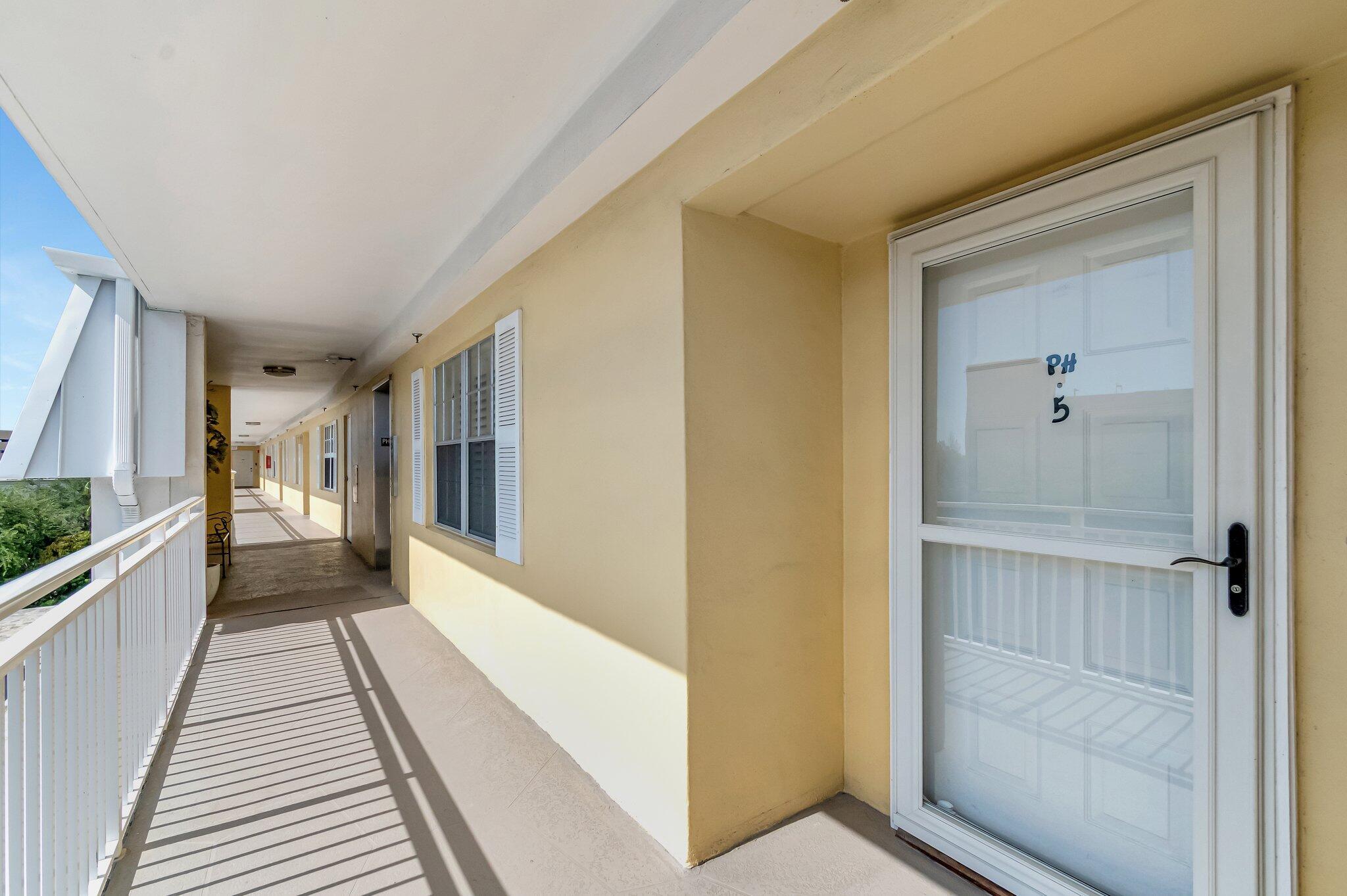 300 John F Kennedy Drive Ph5