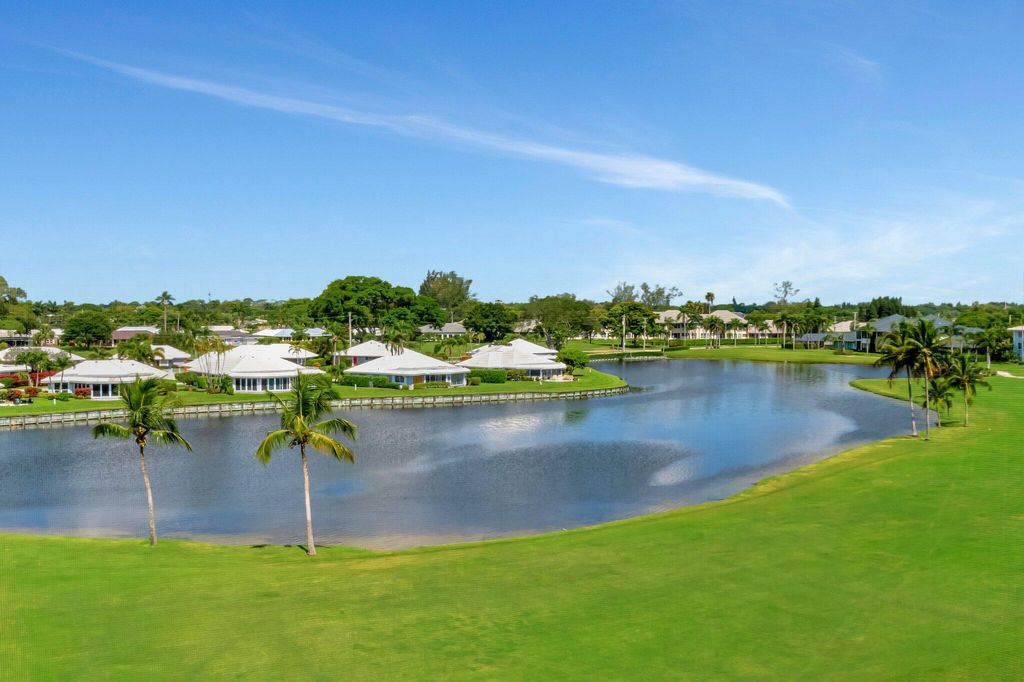 Photo of 300 John F Kennedy Drive #Ph5, Atlantis, FL 33462 (MLS # R11094485)