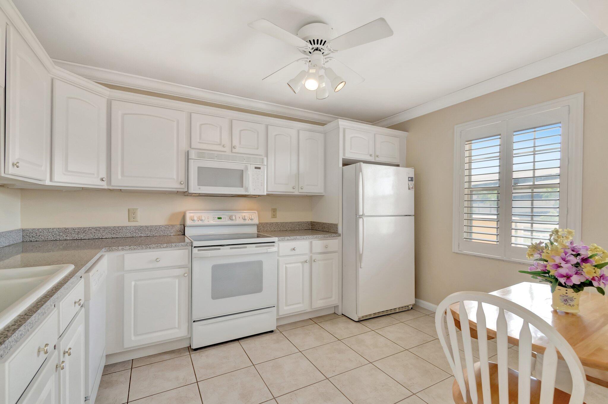 300 John F Kennedy Drive Ph5