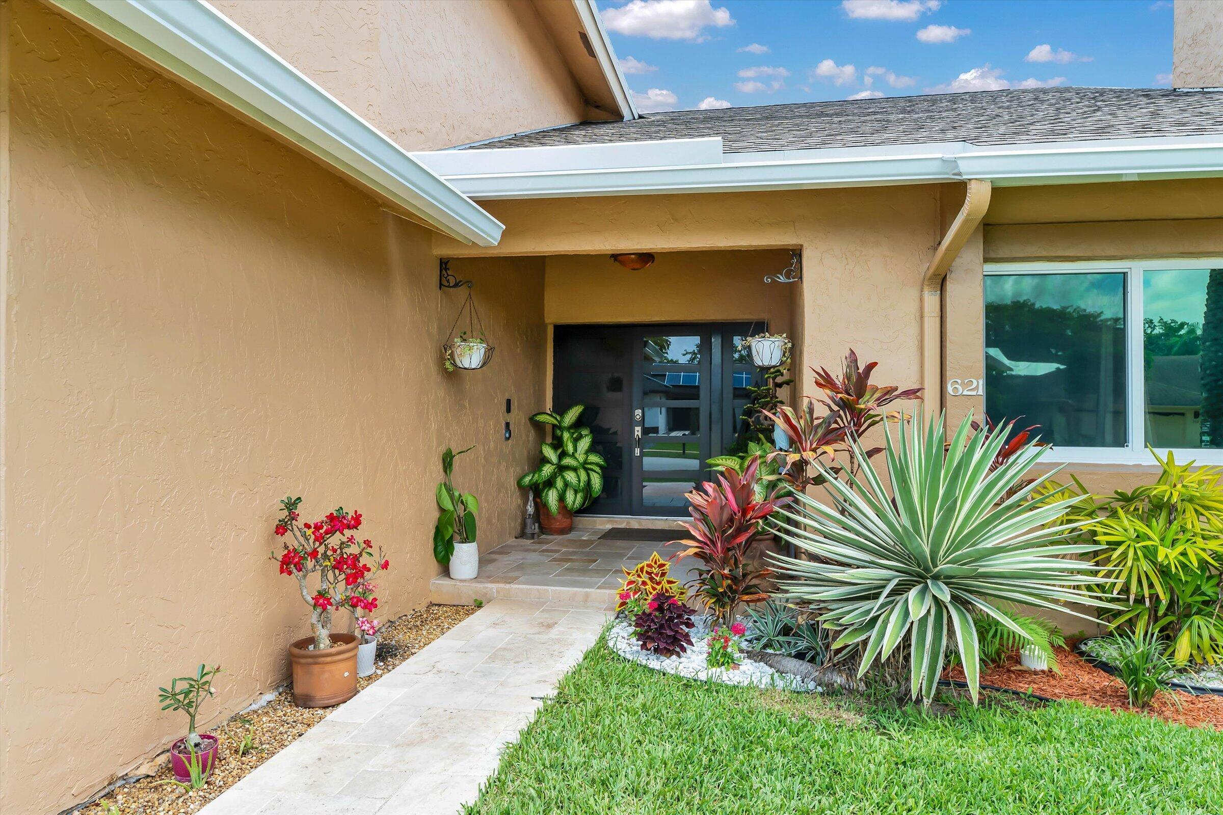 621 SW 98th Terrace