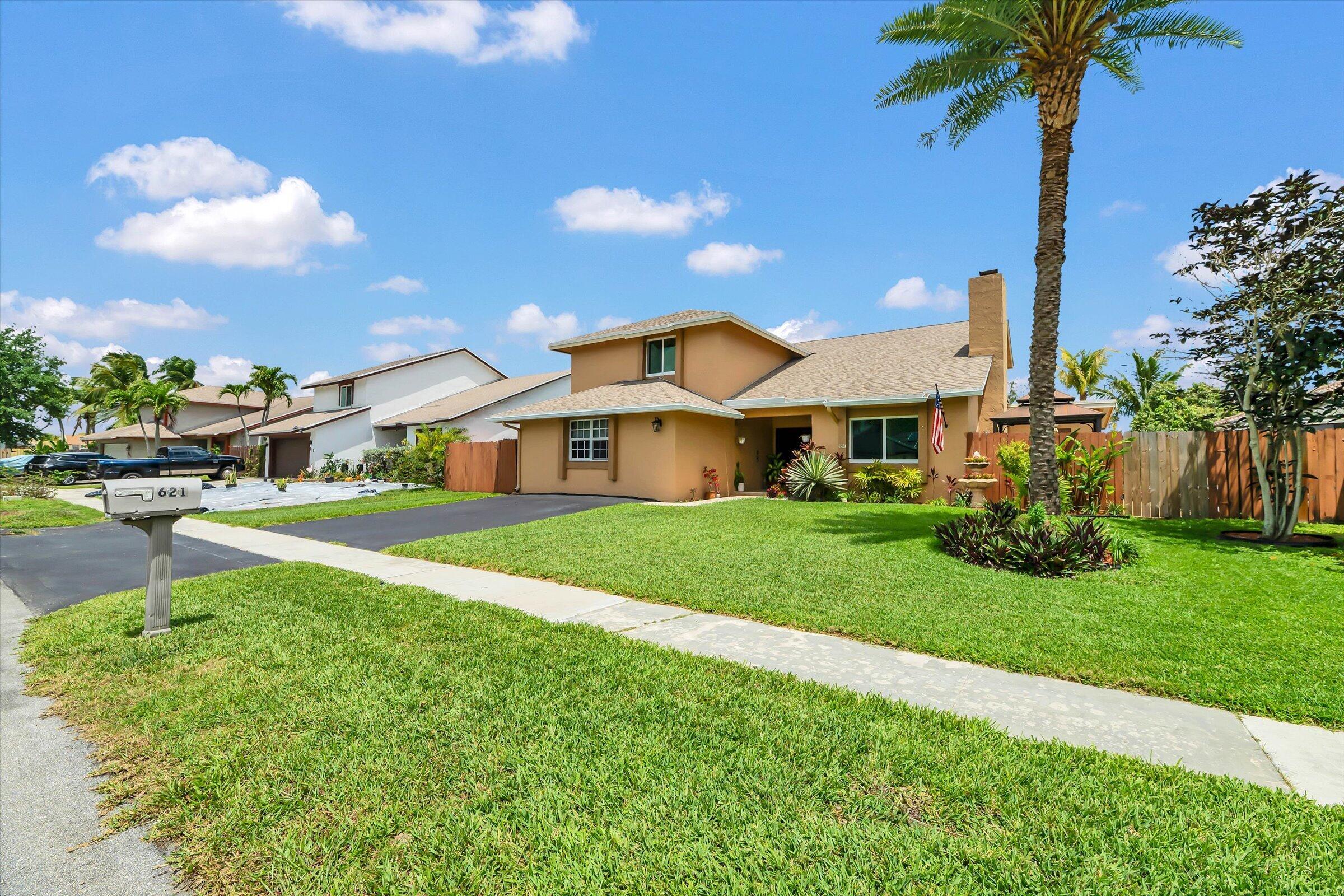 621 SW 98th Terrace