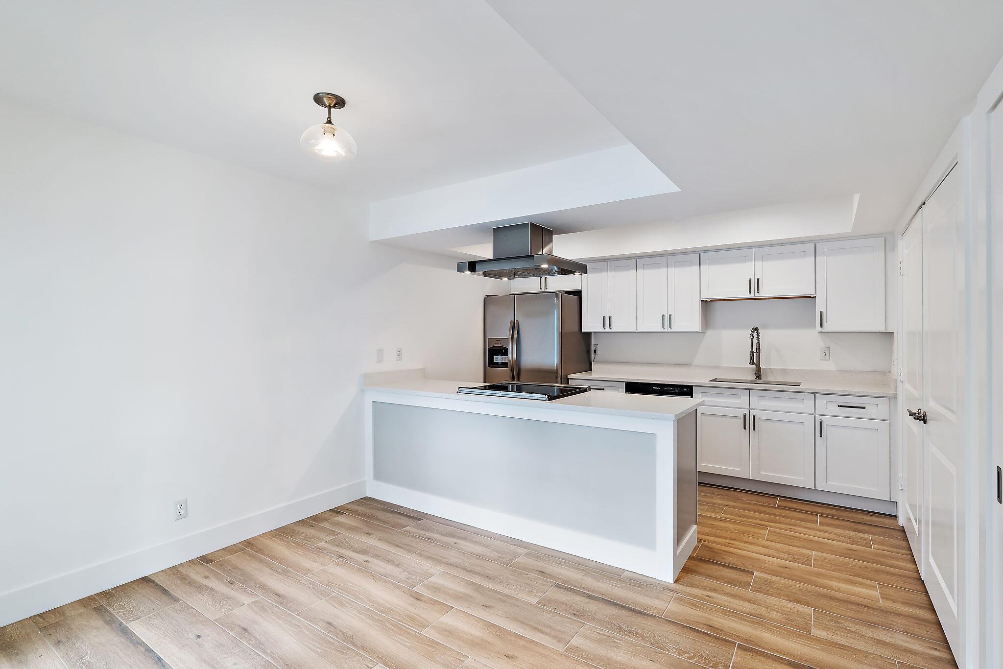 Come see this open modern 3/2 apartment conveniently located in North Palm Beach off Northlake close to US !! Split bedrooms, each room has a walk-in closet. Primary comfortably fits a king suite. Quaint apartment building with just 8 units and long-term tenants in place. SS Applicances, quartz countertops and wood look tile throughout. Available 9/1.